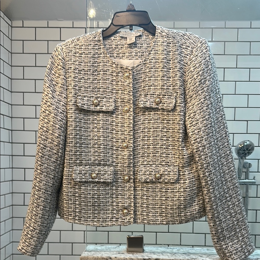 Chic Tweed Jacket - pearl and gold buttons
